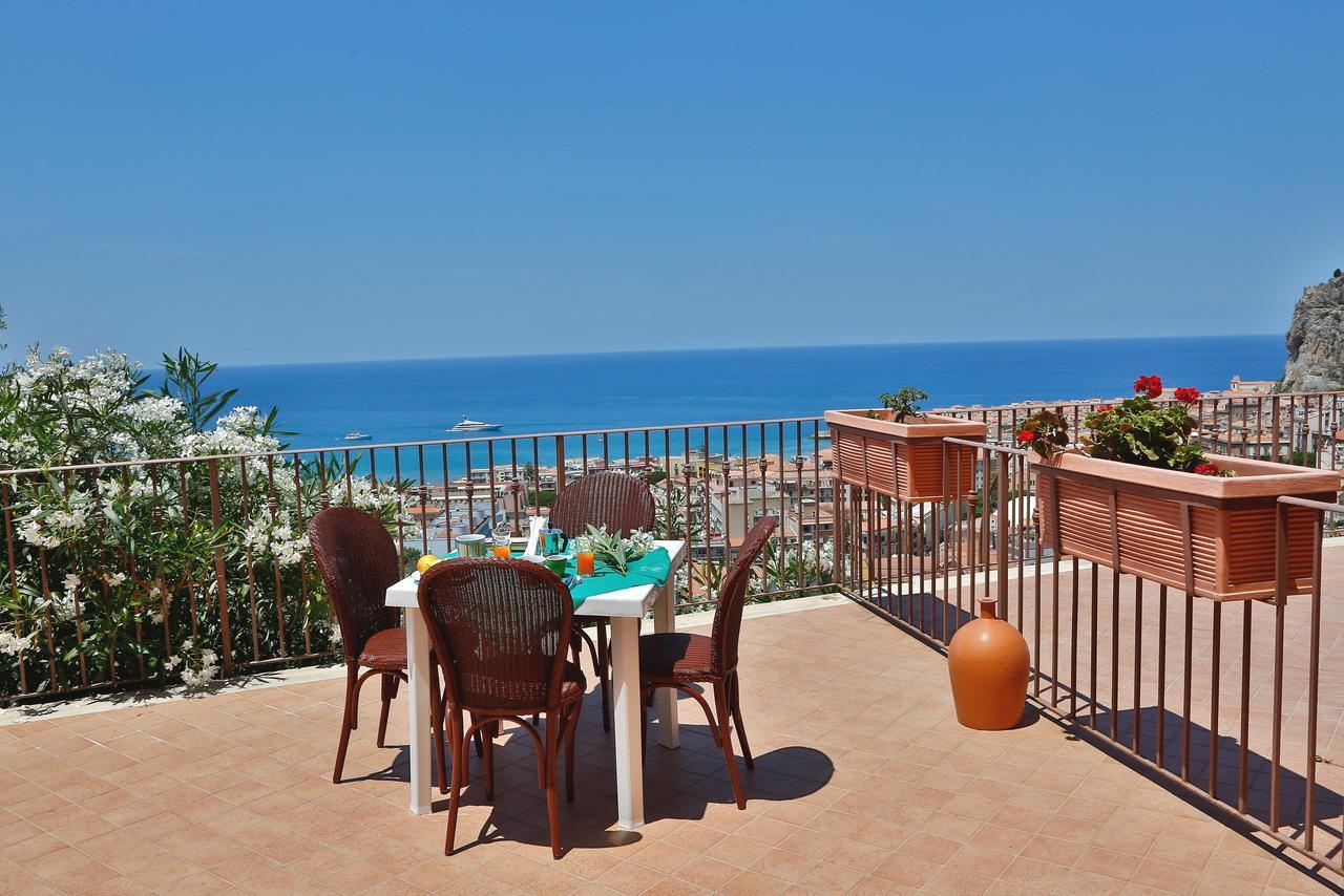 Terrazze Ponente E Levante - By Vacation Service Apartman Cefalù Kültér fotó